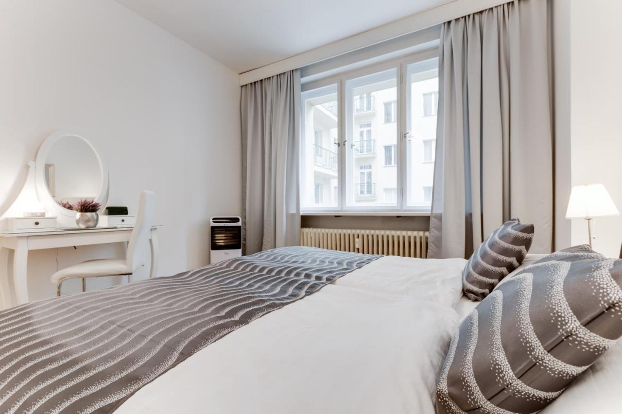 Exclusive Riverside Apartment In The Heart Of Prag Exterior foto